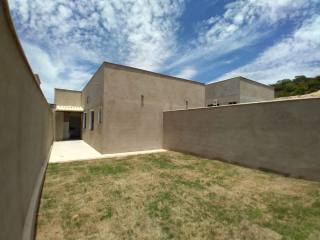 Casa Para Vender com 03 quartos 01 suítes  em Santa Luzia