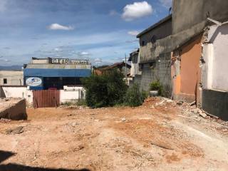 Lote / Terreno de Bairro Para Vender no bairro Petrolândia em Contagem