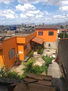 Casa Para Vender com 04 quartos no bairro Califórnia em Belo Horizonte