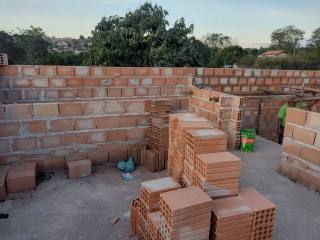 Sítio Para Vender com 03 quartos 01 suítes no bairro Colônia Santa Isabel em Betim