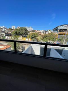 Casa Para Vender com 03 quartos e 01 suíte no bairro Jardim Industrial em Contagem