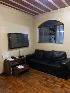 Casa Para Vender com 04 quartos no bairro Centro em Contagem