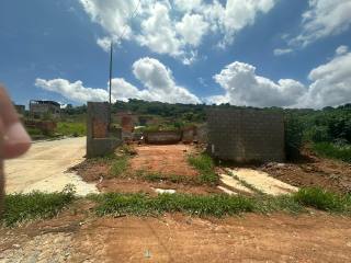 Lote / Terreno de Bairro Para Vender no bairro Tropical em Contagem