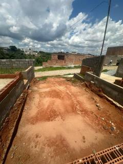 Lote / Terreno de Bairro Para Vender no bairro Tropical em Contagem