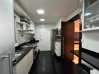 Apartamento Para Vender com 04 quartos 01 suítes no bairro Buritis em Belo Horizonte