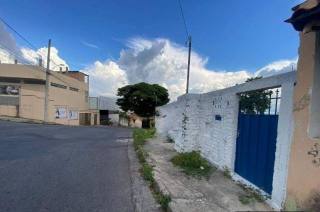 Casa/ Para Vender com 04 quartos no bairro Bom Retiro em Betim