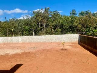 Fazenda Para Vender com 03 quartos 01 suítes em Mateus Leme