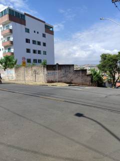 Lote / Terreno de Bairro Para Vender no bairro Eldorado em Contagem