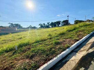 Lote / Terreno de Condomínio Para Vender no bairro Nacional em Contagem