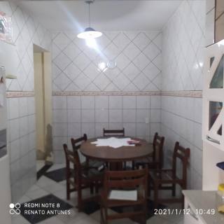 Casa Para Vender com 04 quartos no bairro Parque Maracanã em Contagem