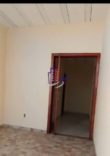 Casa Para Vender com 03 quartos no bairro Santa Helena em Contagem