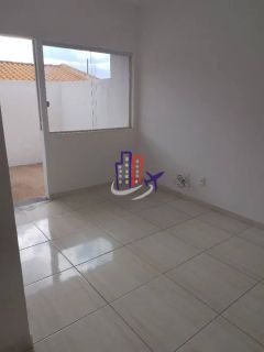 Casa Geminada Para Vender com 02 quartos no bairro Planalto em Mateus Leme