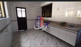 Casa Para Vender com 03 quartos 01 suítes no bairro Industrial em Contagem