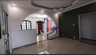 Casa Para Vender com 03 quartos 01 suítes no bairro Industrial em Contagem