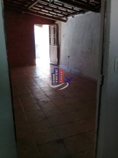 Casa Para Vender com 03 quartos no bairro Santa Helena em Contagem