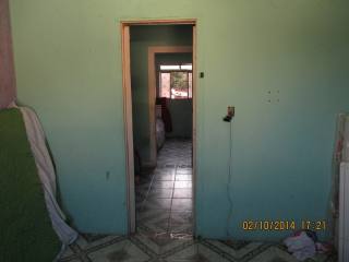Casa Para Vender com 02 quartos no bairro Glória em Contagem/MG