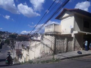 Casa Para Vender com 02 quartos no bairro em Belo Horizonte