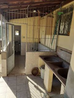 Casa Para Vender com 03 quartos e 02 suítes no bairro Inconfidentes em Contagem.