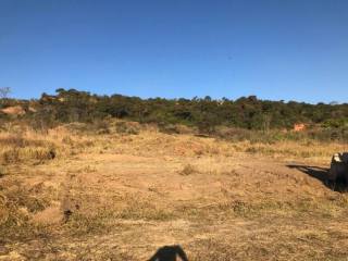 Lote / Terreno de Bairro Para Vender no bairro Tropical em Contagem