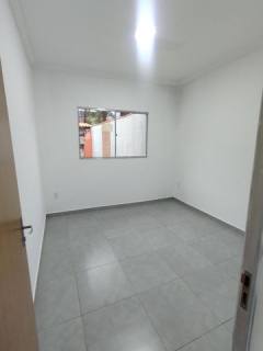 Casa Para Vender com 02 quartos no bairro Planalto em Mateus Leme