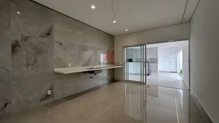 Casa à venda com 209 m² de área construída, Bairro monitorado - Portal Ipê