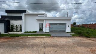 Casa à venda com 209 m² de área construída, Bairro monitorado - Portal Ipê