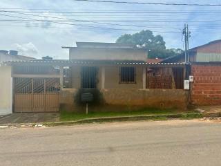 Casa à venda com 2 quartos, em Rio Branco