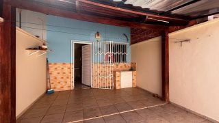 Casa à venda em condomínio fechado - R$ 375.000,00