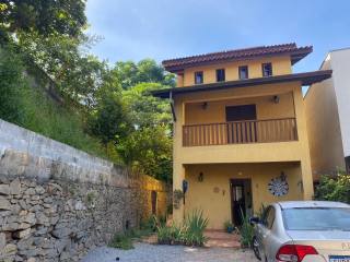 Casa Para Vender com 5 quartos 1 suítes no bairro Granja Viana em Cotia