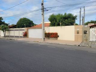 Casa Conj Beira Mar com piscina