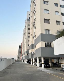 Apartamento no bairro Areias