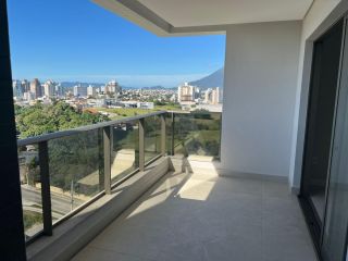 Apartamento no bairro Pedra Branca