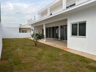 CASA PARA VENDA NO CENTRO DE PALHOÇA