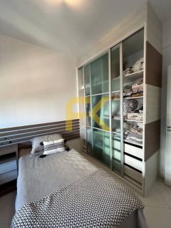 APARTAMENTO MOBILIADO NA MEIA PRAIA - 3 DORMITÓRIOS SENDO 1 SUÍTE