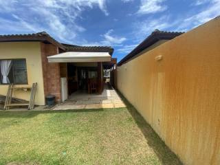 Casa de Condomínio Para Vender com 3 quartos 1 suítes no bairro Aruana em Aracaju