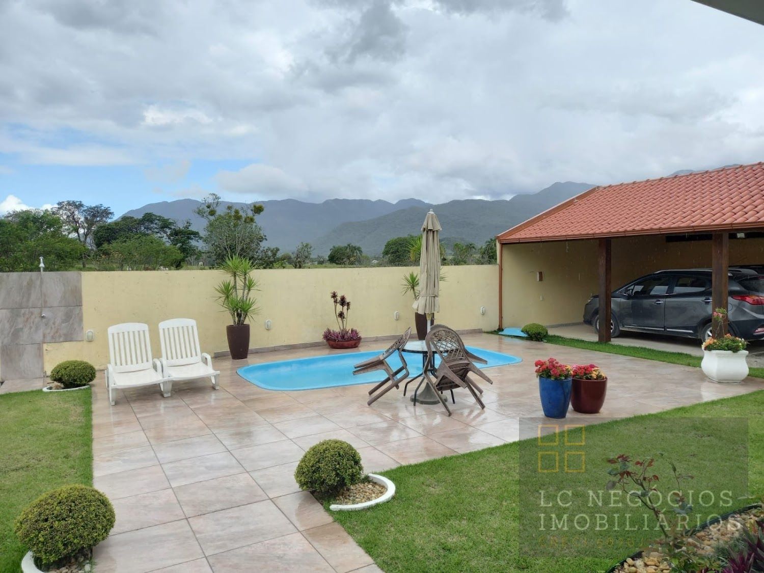 Casa Para Vender com 3 quartos 3 suítes no bairro Sul do Rio em Santo Amaro Da Imperatriz