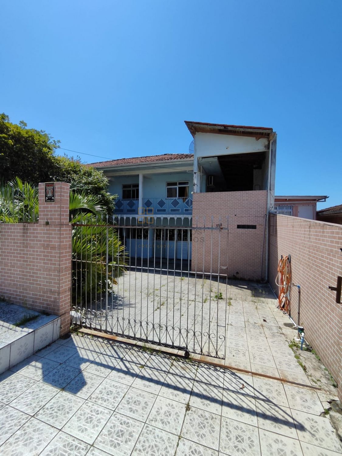 Casa Para Vender com 4 quartos 1 suítes no bairro Serraria em São José