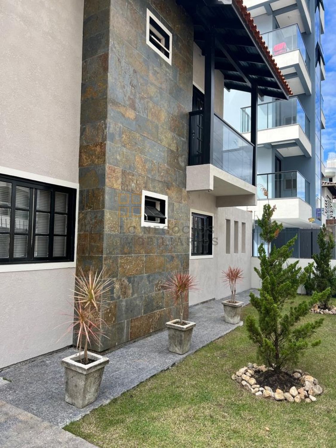 Casa Para Vender com 2 quartos 1 suítes no bairro Pagani em Palhoça