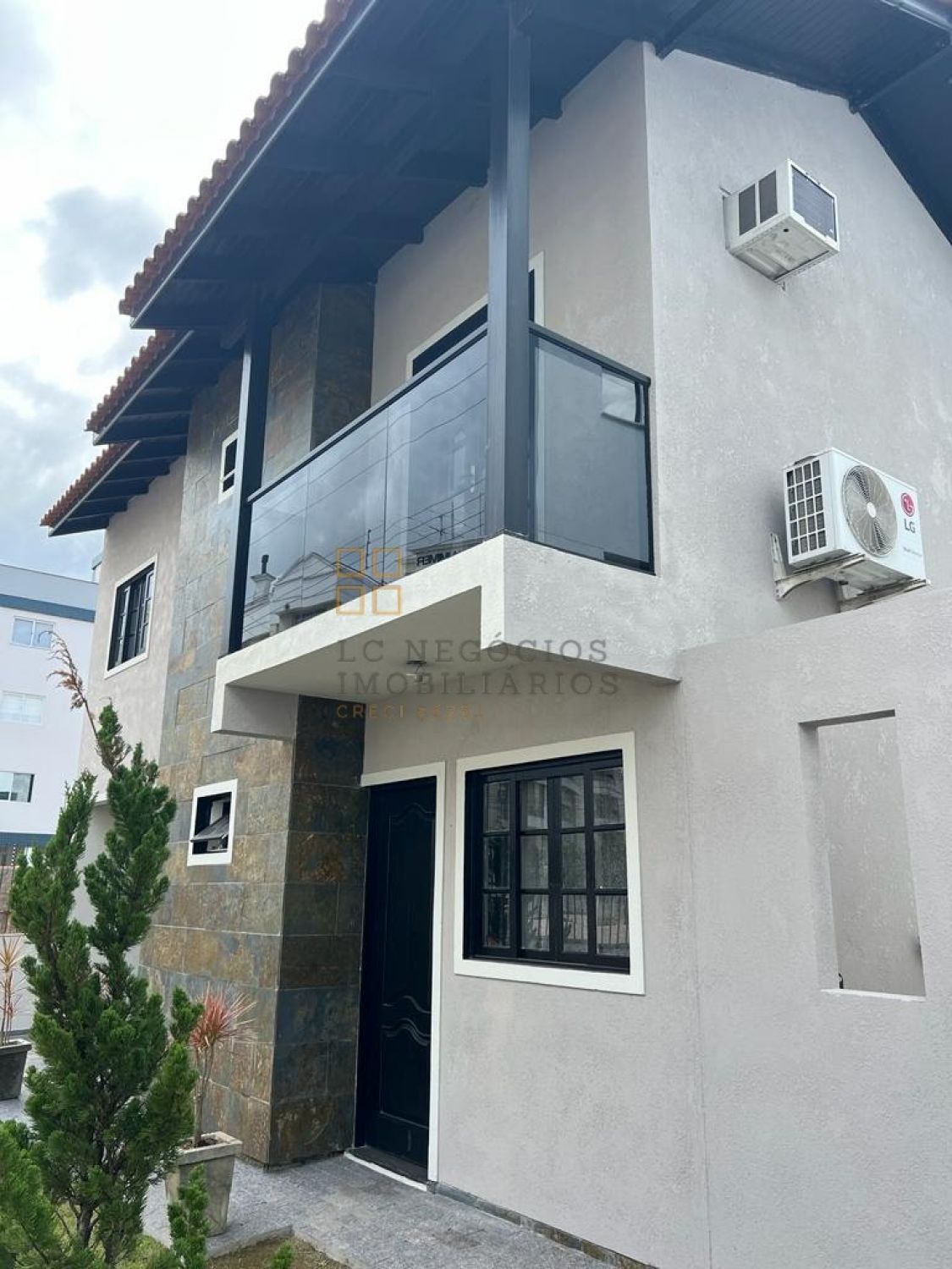 Casa Para Vender com 2 quartos 1 suítes no bairro Pagani em Palhoça