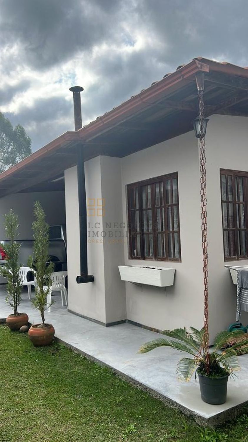 Casa Para Vender com 2 quartos 1 suítes no bairro Pagani em Palhoça