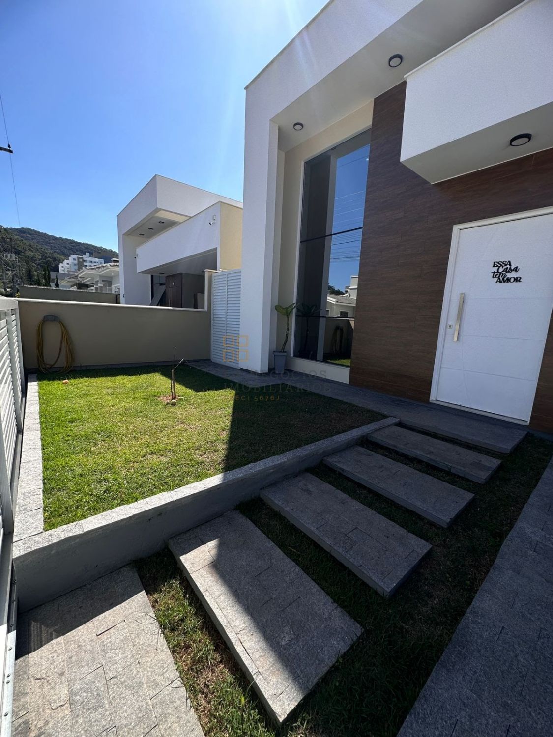 Casa Para Vender com 3 quartos 1 suítes no bairro Pedra Branca em Palhoça