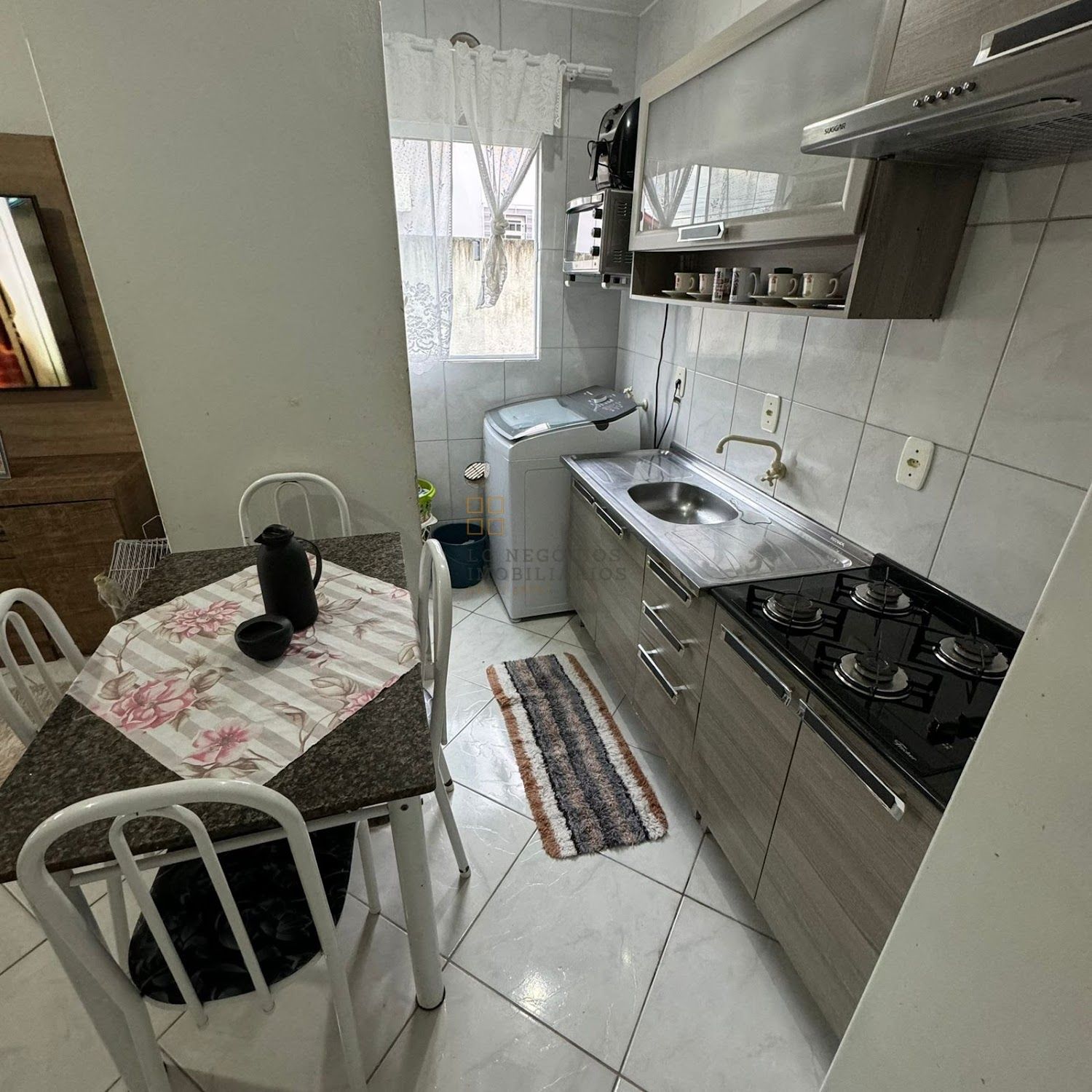 Apartamento Para Vender com 2 quartos no bairro Pacheco em Palhoça