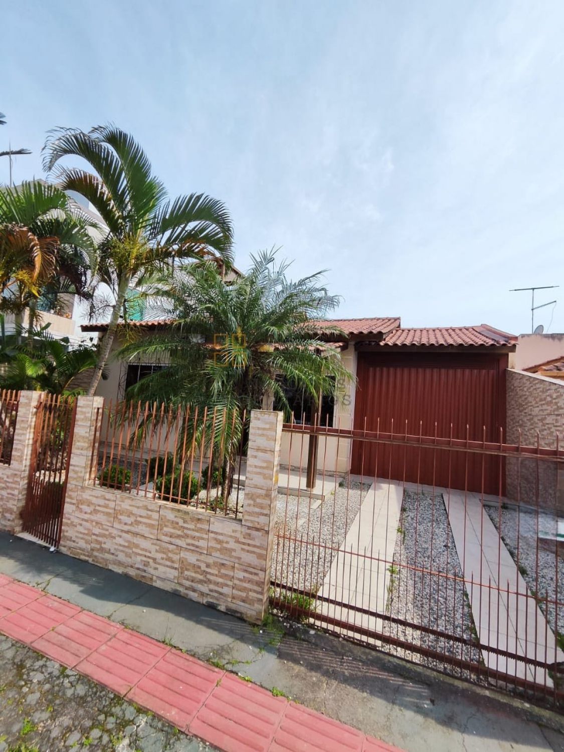 Casa Para Vender com 2 quartos no bairro Forquilhas em São José