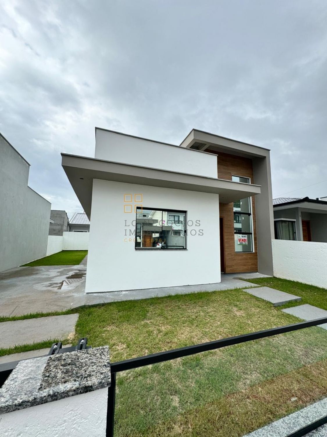 Casa Para Vender com 3 quartos 1 suítes no bairro Bela Vista em Palhoça