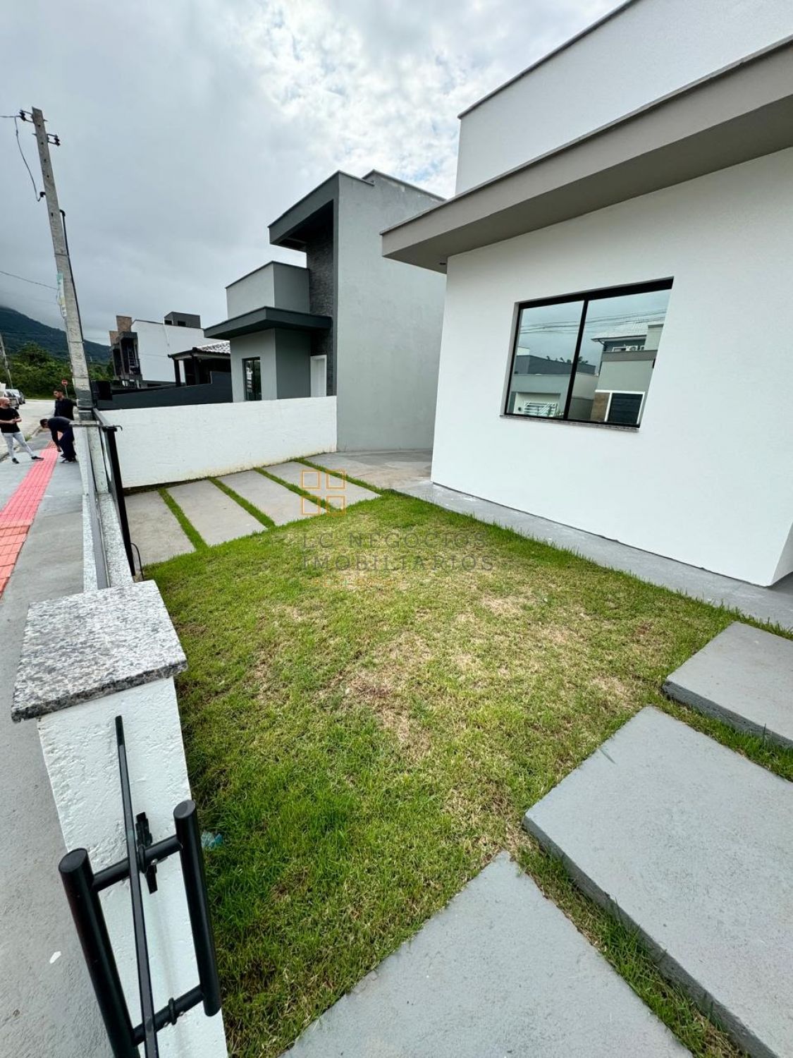 Casa Para Vender com 3 quartos 1 suítes no bairro Bela Vista em Palhoça