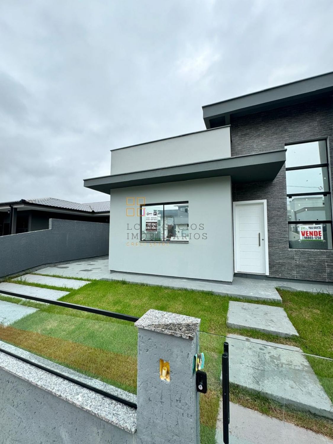 Casa Para Vender com 3 quartos 1 suítes no bairro Bela Vista em Palhoça