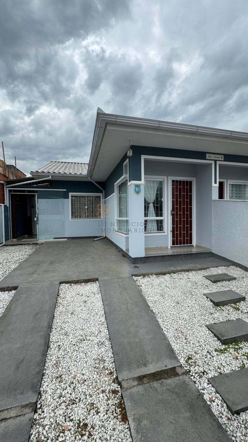 Casa Geminada Para Vender com 2 quartos 1 suítes no bairro Bela Vista em Palhoça