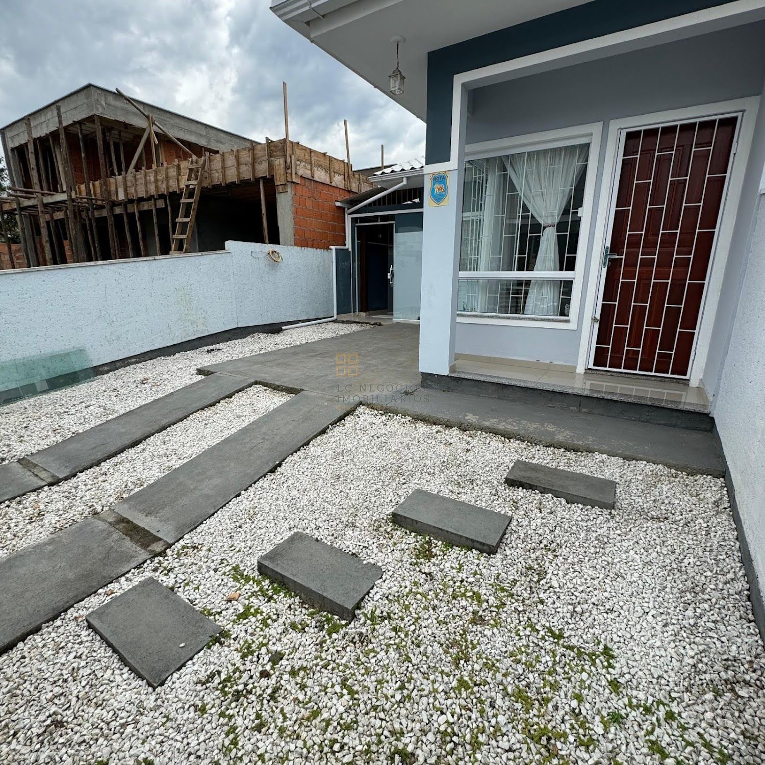 Casa Geminada Para Vender com 2 quartos 1 suítes no bairro Bela Vista em Palhoça