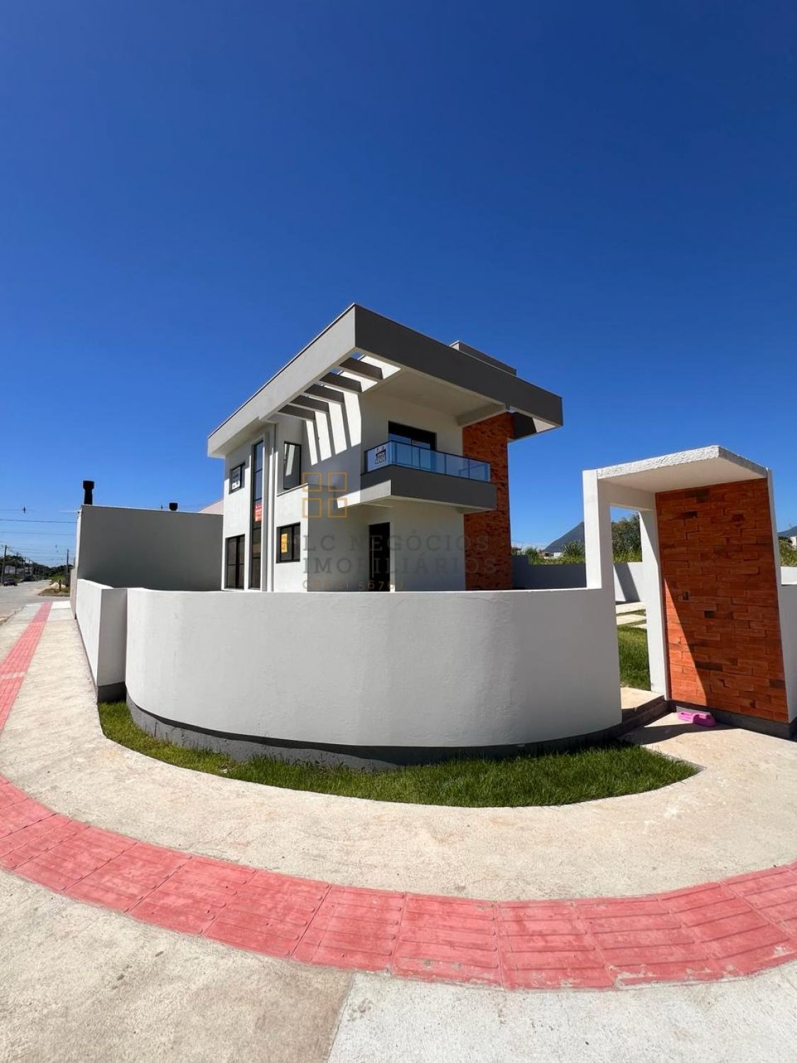 Casa Para Vender com 3 quartos 1 suítes no bairro Bela Vista em Palhoça