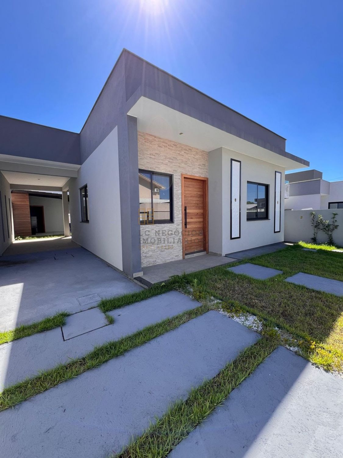 Casa Para Vender com 3 quartos 1 suítes no bairro Bela Vista em Palhoça